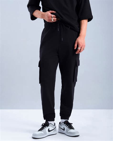 Buy Mens Black Oversized Cargo Joggers Online At Bewakoof