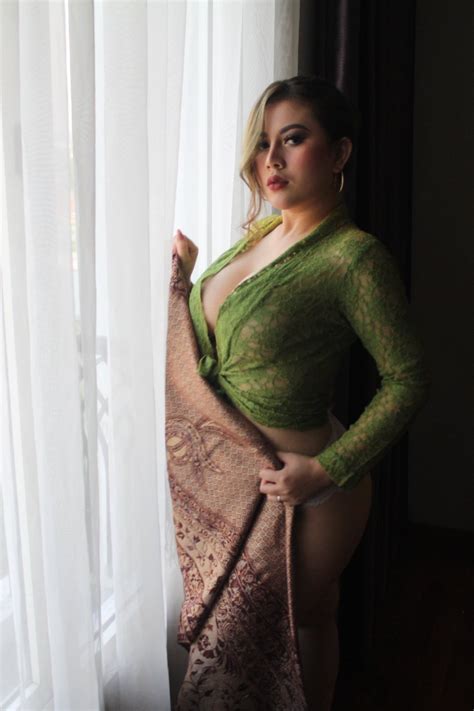 kebaya hijau brukat fjpfet5vuaaefak foto porno eporner