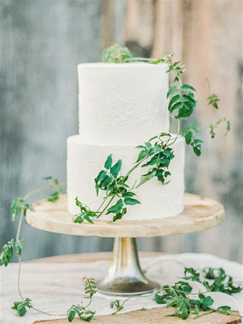 Expert Approved Tips For Throwing The Ultimate Nighttime Wedding Textured Wedding Cakes White