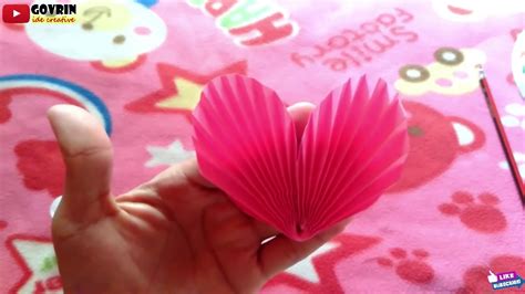 Cara bikin stiker whatsapp pakai foto sendiri. 25+ Inspirasi Keren Diy Craft Pohon Natal Dari Kertas ...