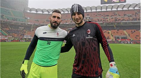 Gianluigi donnarumma ist mit gerade mal 17 jahren als stammtorhüter beim ac mailand gesetzt. Nach Verlängerung: Milan nimmt Donnarummas Bruder Antonio ...