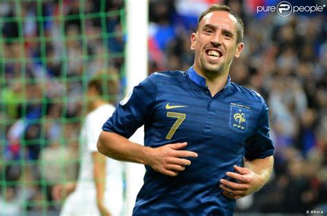 Achetez en toute sécurité et au meilleur prix sur ebay, la livraison est rapide. Franck Ribery lors du match de l'équipe de France face à ...