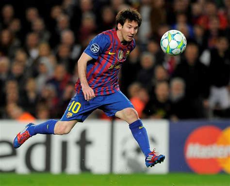 Lionel andrés messi (spanish pronunciation: Lionel Messi And His Best On-Field Moments | IWMBuzz