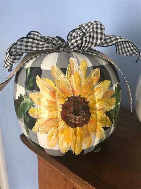 Pumpkin With Sunflower Etsy Pumpkin Decorating Diy Creative