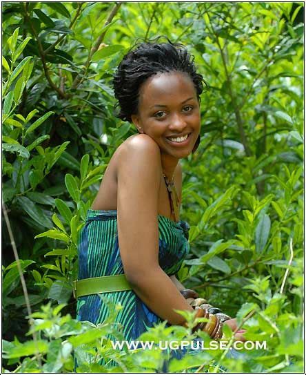 Tutsi Woman From Rwanda Africa People Of The World Africa Travel