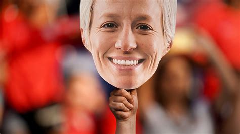 Megan Rapinoe Is A Leader For Her Team And Her Time The New York Times