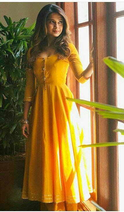 Pin By Waza Soyeb On Jennifer Winget Indian Fashion Dresses Casual