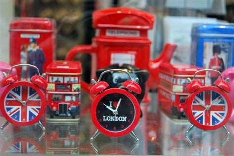 6 Best Places To Find Unique London Souvenirs London Perfect