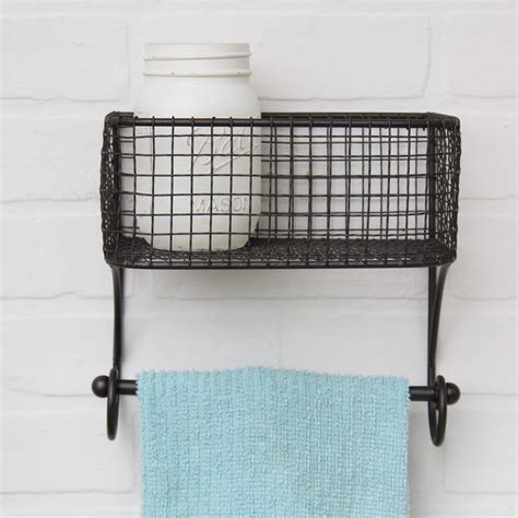 Looking to make your own farmhouse style diy wire hanging plant basket? Farmhouse Wire Basket with Towel Rod | Towel rod, Wire ...