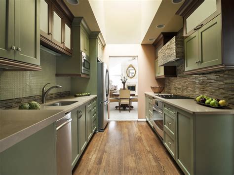 10 Kitchen Design Ideas For Long Narrow Room #18737 | Kitchen Ideas