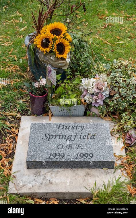 Grave Of Singer Dusty Springfield St Marys Churchyard Henley On