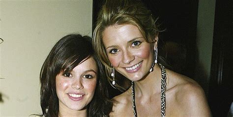 The Ocs Mischa Barton And Rachel Bilson Are Kind Of Feuding Which