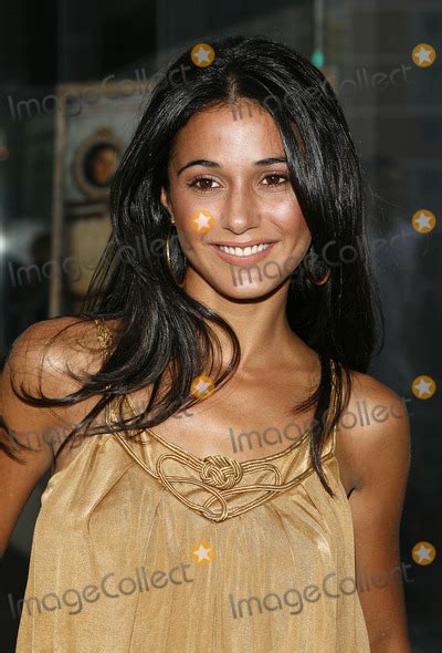 Photos And Pictures Emmanuelle Chriqui Attends The New York Premiere Of Waltzing Anna On