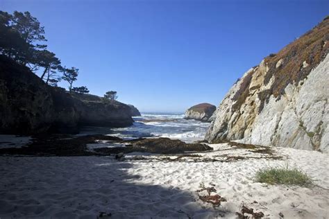 Point Lobos Snr China Cove Beach In Carmel Ca California Beaches