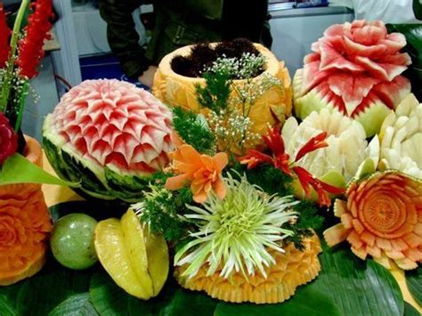 Fruit And Vegetables Carvings 21 Pics