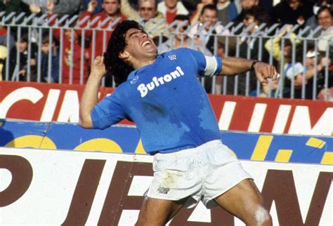 Watch Diego Maradona S Warm Up Routine Remains Must See Viewing