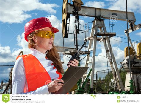 Oil And Gas Industry Engineer Stock Image Image Of Engineering