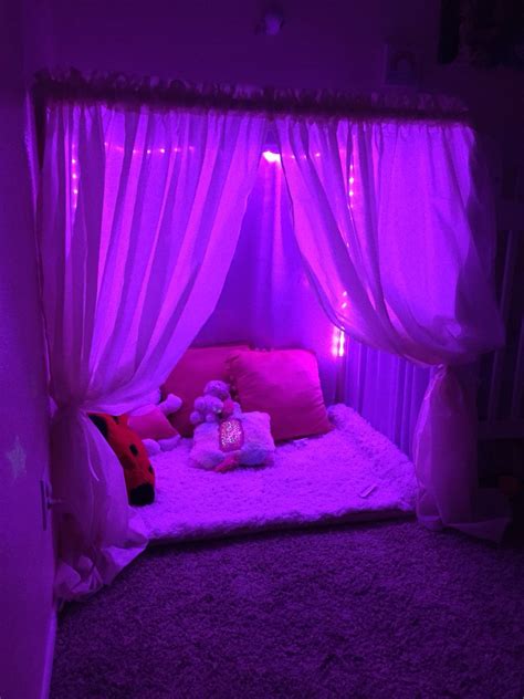 Cute bloxburg bedroom ideas aesthetic vaporwave background. Aesthetic Purple Room Tumblr - Largest Wallpaper Portal