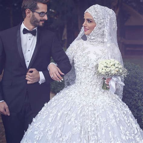Muslim Ball Gown Wedding Dresses Long Sleeve Appliques Turkish Islamic