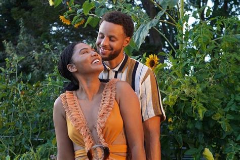 Stephen Curry S Wife Ayesha Shows Off How Much Hard To Get Some Private