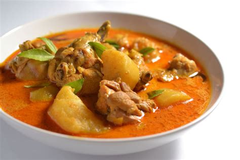 Resep ini memakai beberapa rempah khas masakan padang, sehingga cita rasanya otentik. 5 Makanan Khas Kota Padang yang Wajib Dicoba - AIRY BLOG