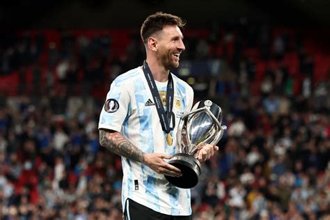 Cocoklogi Messi Juara Piala Dunia 2022 Setelah Gabung Psg
