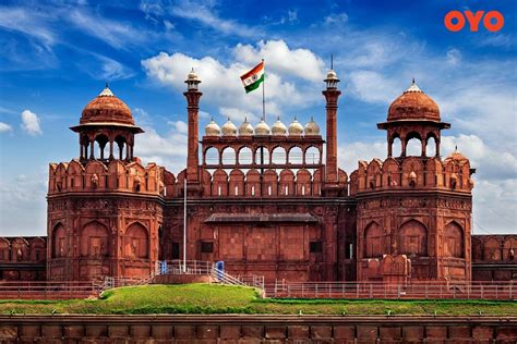 36 Most Famous Historical Places In India That You Need To Visit 2020