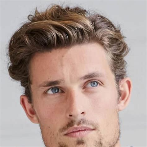 Messy Curly Men S Hair 5 Easy Styling Hacks For Effortlessly Cool Looks