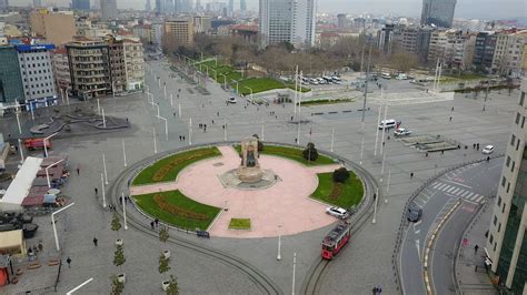 Taksim Meydanı ve İstiklal Caddesi nde son durum havadan böyle