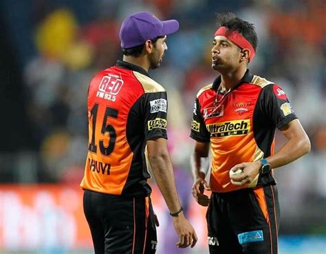 Ipl Purple Cap 2017 Top 6 Bowlers With Most Wickets In Ipl 10