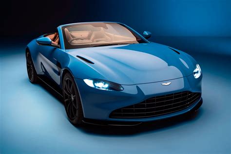 Achetez des voitures aston martin v8 vantage neuves et d'occasion qui correspondent à vos besoins chez autoscout24. New Aston Martin Vantage Roadster gets fastest production ...