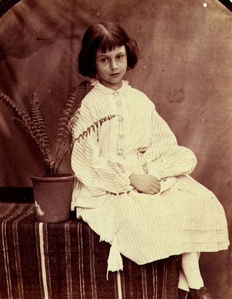 Alice Liddell Photos By Lewis Carroll Show Alice In Wonderland Inspiration