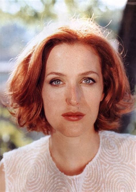 Pin By Sky On Beauty Gillian Anderson Anderson Dana Scully