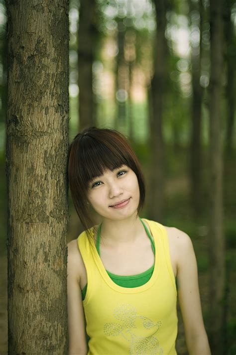 Girl Beautiful Free Stock Photo A Beautiful Chinese Girl Posing