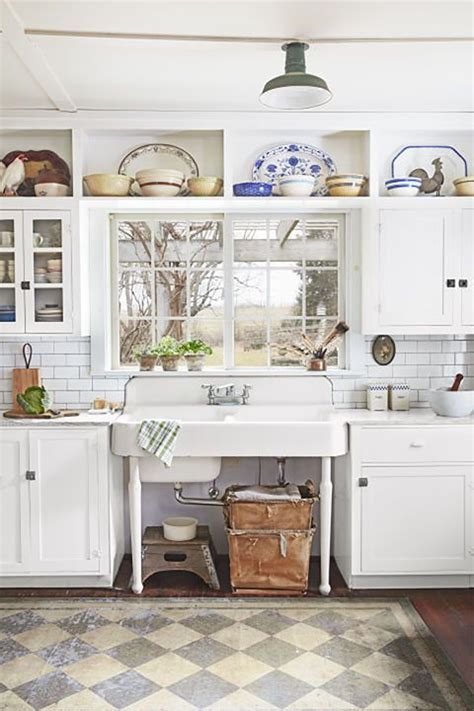 Try one of these 10 inventive ways to fill the space from display to storage. 18 Ideas for Decorating Above Kitchen Cabinets - Design ...