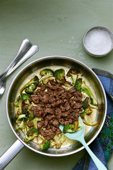 Meet my new fav quick, weeknight meal: Keto ground beef and broccoli | Recipe | Keto meal plan ...