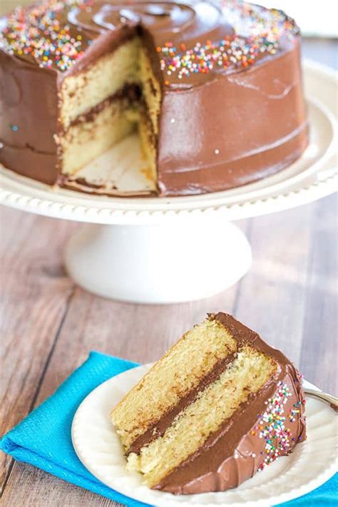 Yellow Cake With Chocolate Frosting