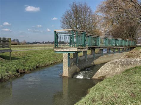 Bei meiner lieblingstour komme ich am kronensee vorbei, einer der schönen orte im wittlager land. Bifurkation Melle-Gesmold - B a d E s s e n