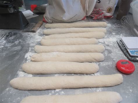 baguette moulding pastry school bread cake how to make bread