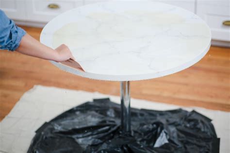 How To Paint A Faux Marble Tabletop Hgtvs Decorating And Design Blog