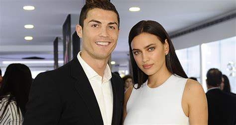 Then—over just five months in 2017—his brood blossomed to four. Cristiano Ronaldo Girlfriend - Cristiano Ronaldo S Girlfriend Donates To Covid 19 Research Eve ...
