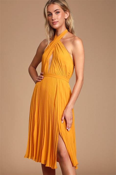 Lulus Soho House Marigold Pleated Halter Midi Dress Size X Small Yellow 100 Polyester