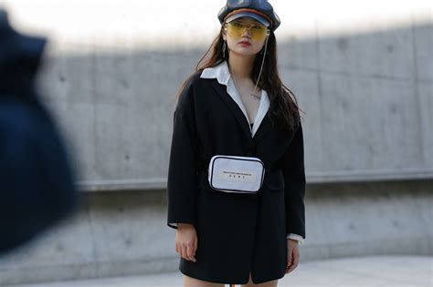 Catch Up On The Best Looks From Seoul Fashion Week At The Dongdaemun Design Plaza Korean