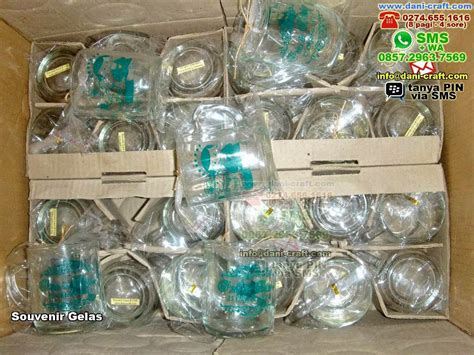 Halaman ini ialah laman yang mengisi wacana mengenai aneka jenis produk produk distributor gelas beling. Gelas Murah: Souvenir Gelas Gelas Kaca