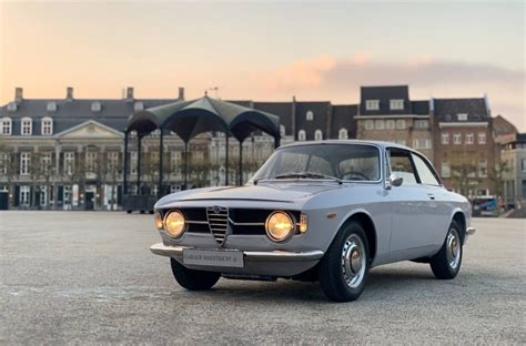 Alfa Romeo Giulia 105-series Bertone coupé Buying Guide