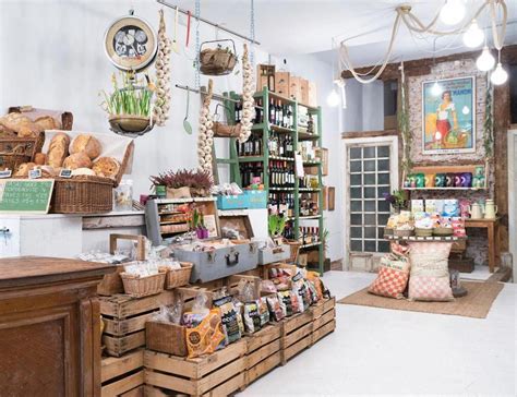 Course to equal to 10 ceus and then had taken 100 hrs course to equal to 10 ceus of master design classes at the event decorating academy ® Interior Design Courses Online #InteriorHomeDecoration | Loja de conveniência, Colmar, Decoração ...