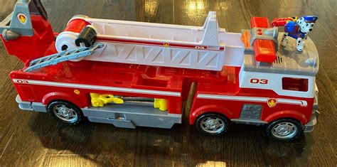 Paw Patrol Ultimate Rescue Fire Truck 6043988 2350691418