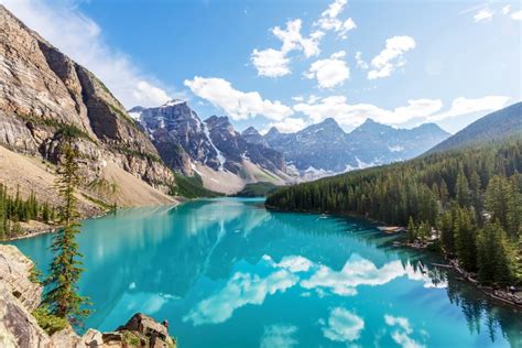 7 Can T Miss Lakes Near Banff Canada Made To Travel