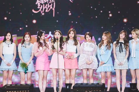 The awards show will be held january 13 and 14 in 2017. 170113 Twice won Digital Daesang Award Golden Disk Award ...