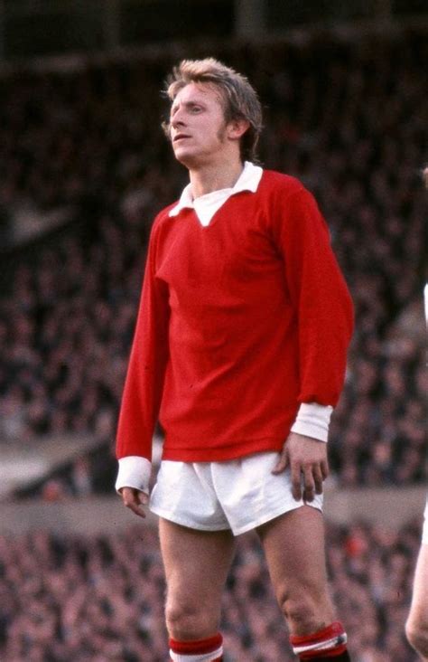 It has been proposed that a bronze statue of law, created by. Denis Law of Man Utd in 1971. | Manchester united ...